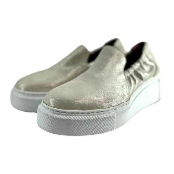 laura bellariva Shoes - Laura Bellariva Gold Metallic Slip-On Sneaker European Size 37 EUC